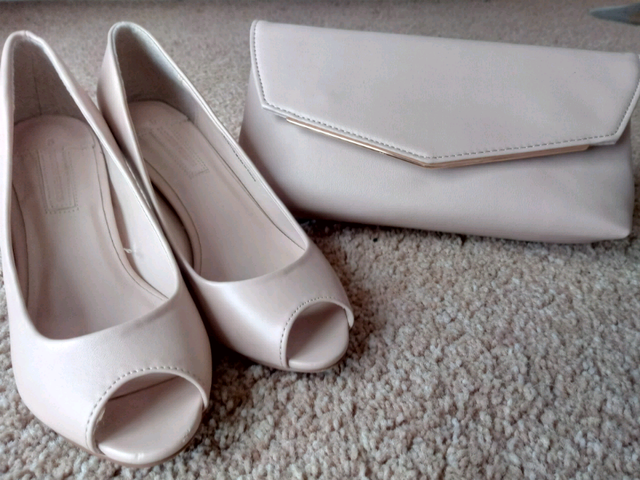 rose pink shoes and matching bag